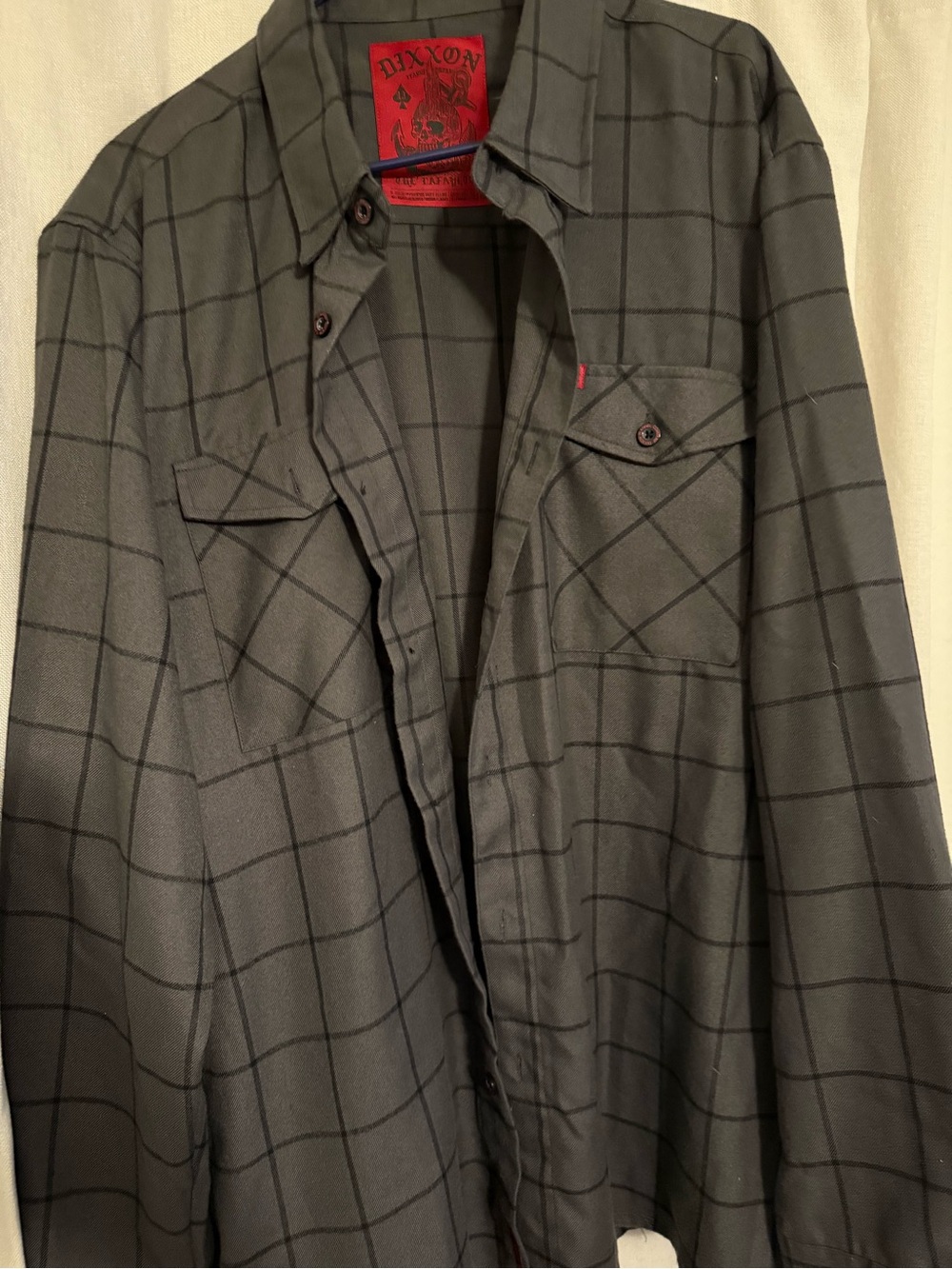 DIXXON Men's Gray Plaid Button-Down Shirt